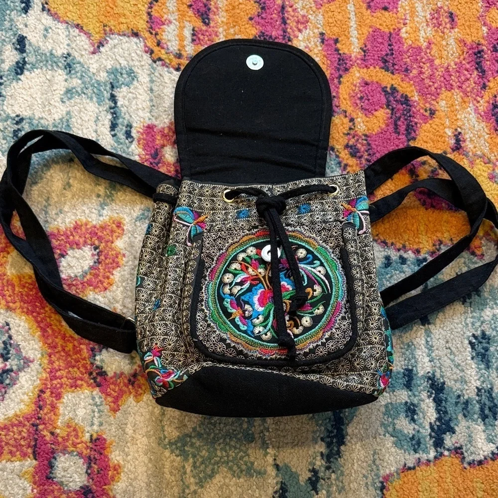 unknown elegant backpack